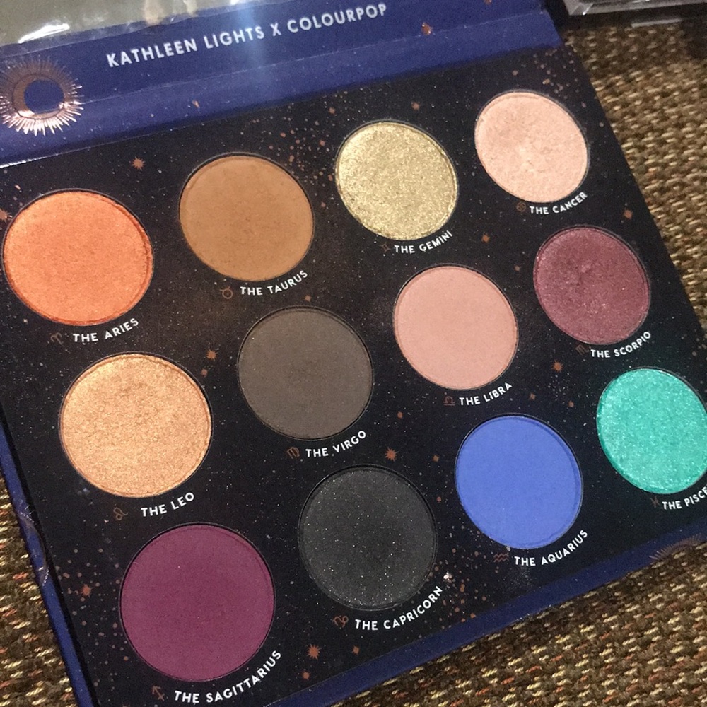 Bundle - Picture 2 of 6